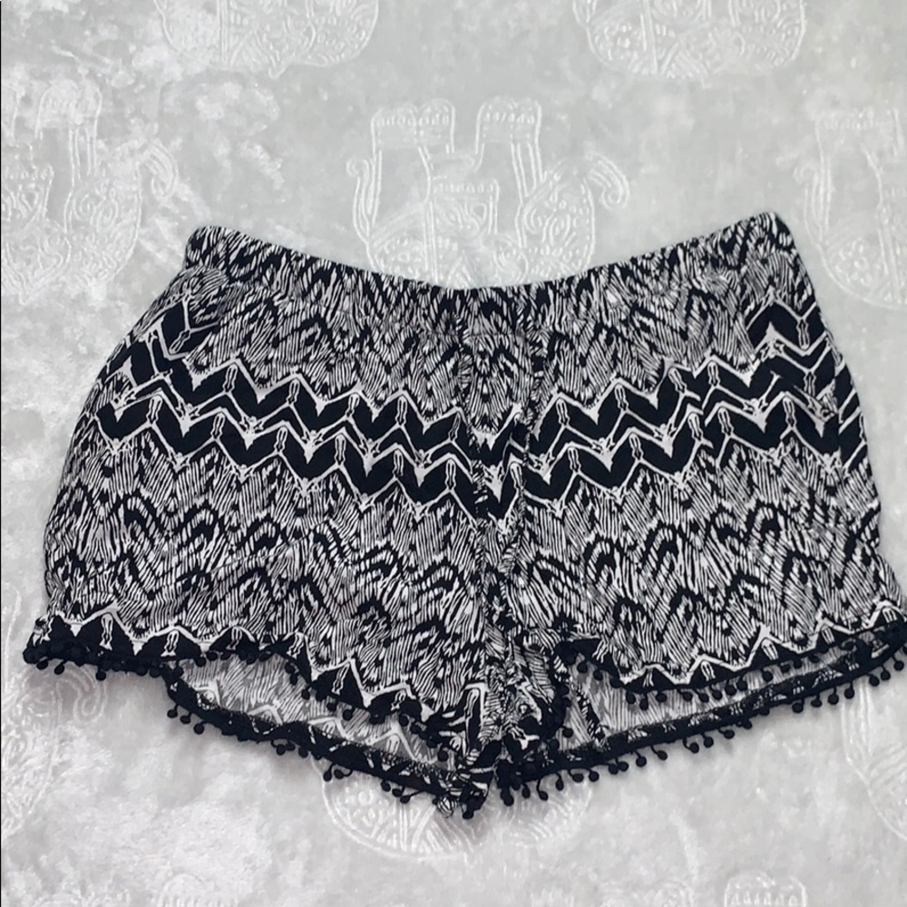 Pompom Shorts Black & White juniors lounge Bottom